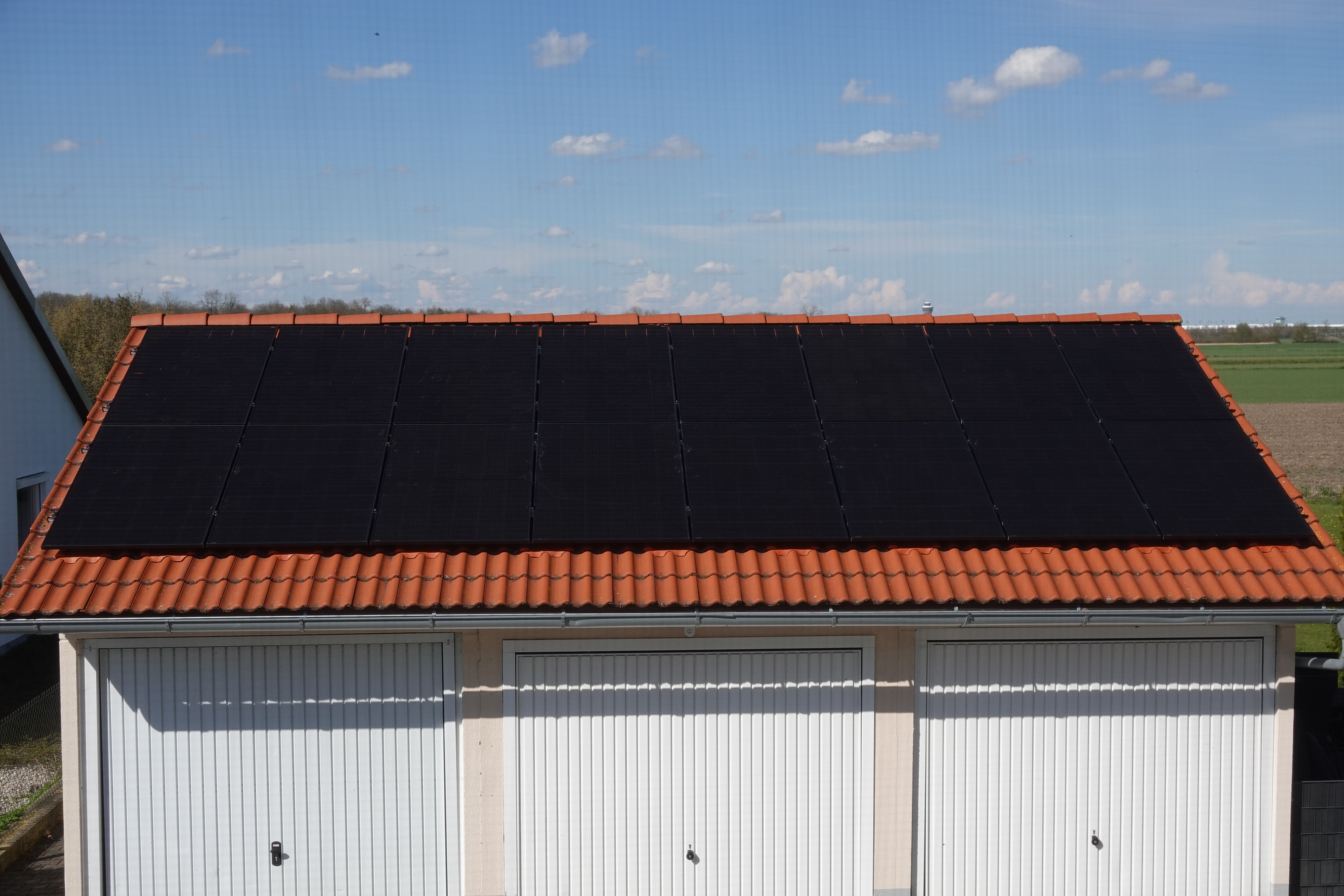 Here are Vertex S+ modules paired with Vertex S full black modules on a residential rooftop.